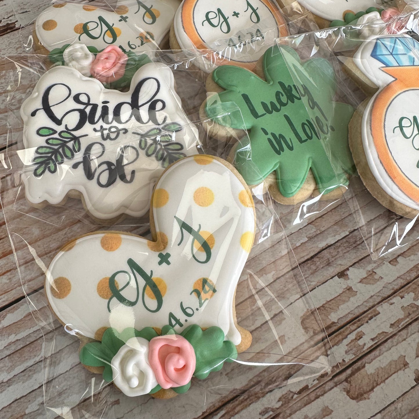 Lucky in Love Bride to Be Wedding Ring Bridal Engagement Cookies w/Couple's Names & Wedding Date-- 12 Count