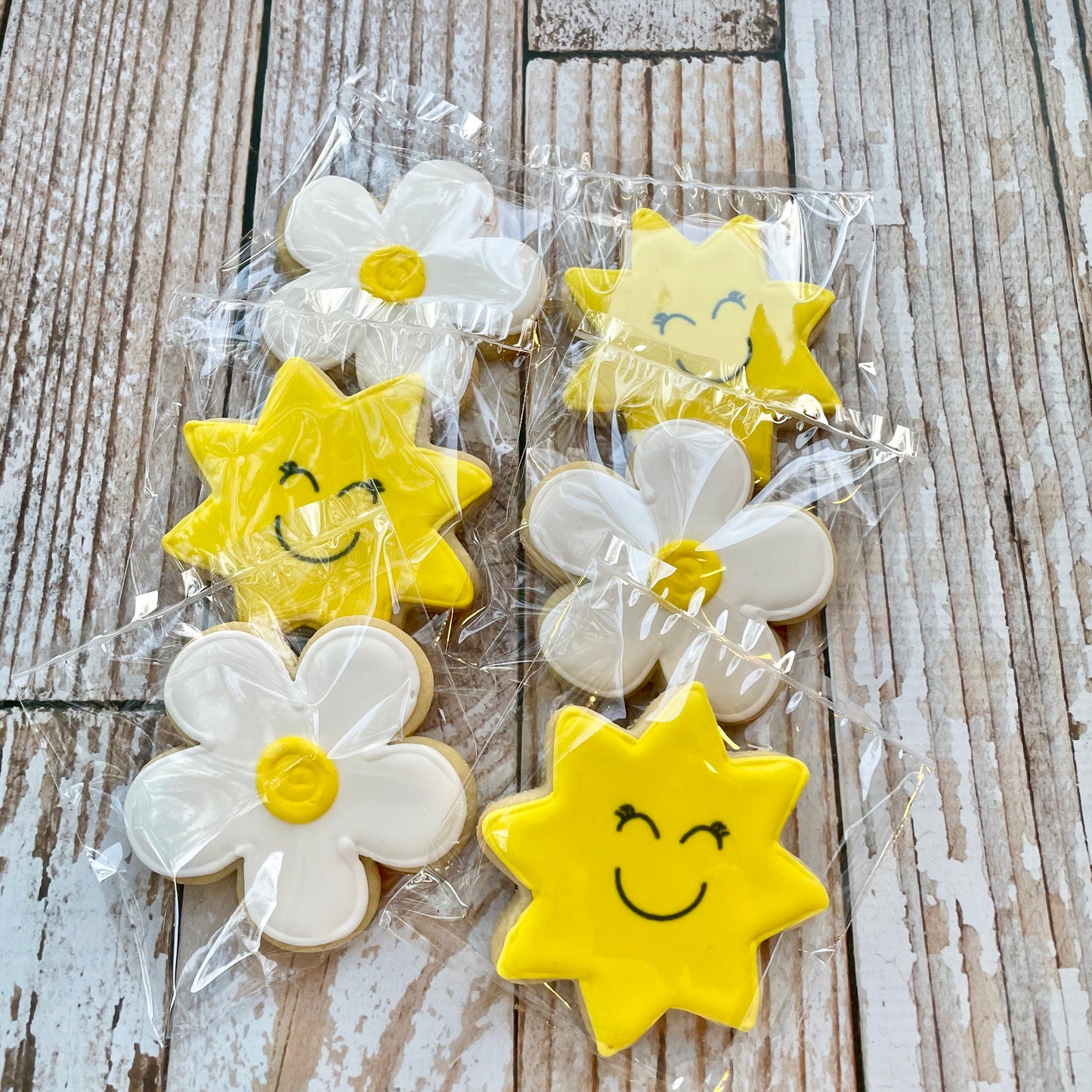 Spring Summer Sunshine Daisy Flower Cookie Set--12 Count